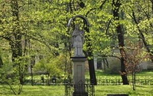 Pomnik Jana Nepomucena w Krzeszowicach